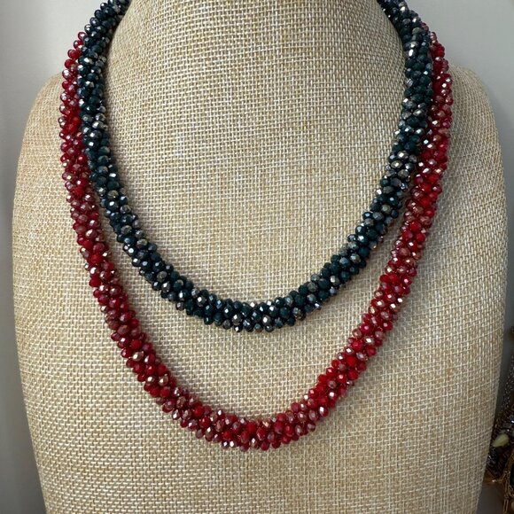 Red Green Faceted Beaded Necklaces Stretch Bracelet Set, Holiday, Glam, Festive - Picture 5 of 10